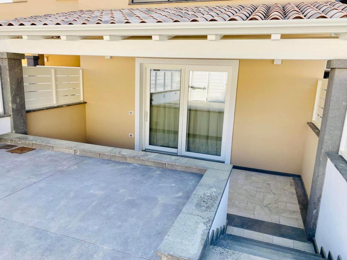 Nuova Residenza Dei 7 Pini A Pochi Passi Dal Mare Διαμέρισμα Porto Pino Εξωτερικό φωτογραφία