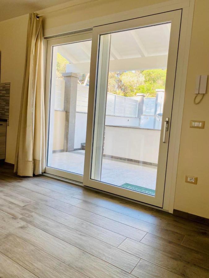 Nuova Residenza Dei 7 Pini A Pochi Passi Dal Mare Διαμέρισμα Porto Pino Εξωτερικό φωτογραφία